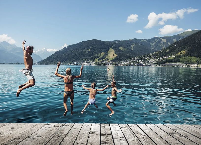 badespass-am-zeller-see-water-fun-at-lake-zell-c-zell-am-see-kaprun-tourismus-original-21-2