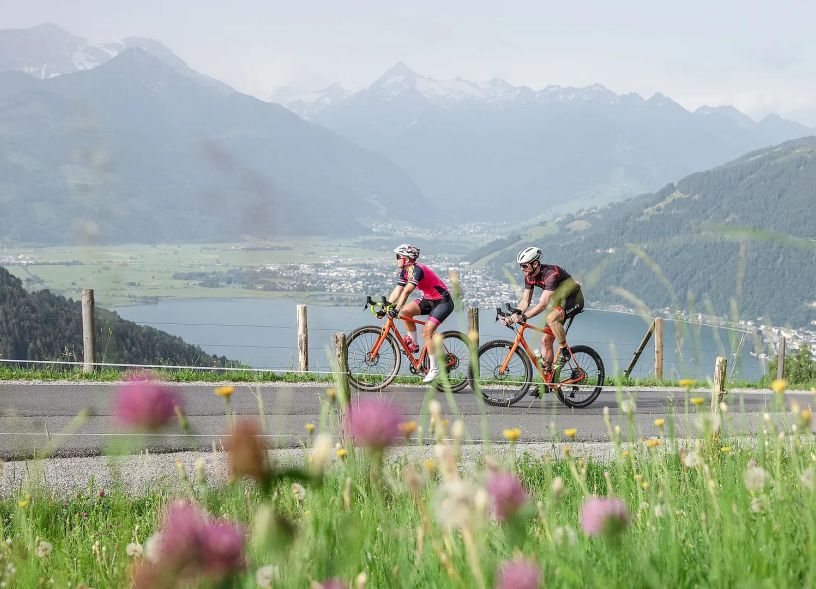 biketour-mit-ausblick-auf-die-region-c-zell-am-see-kaprun-tourismus-original-18-2