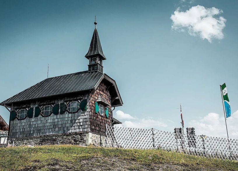 elisabethkapelle-copyright-schmittenhoehebahn-ag-6-2