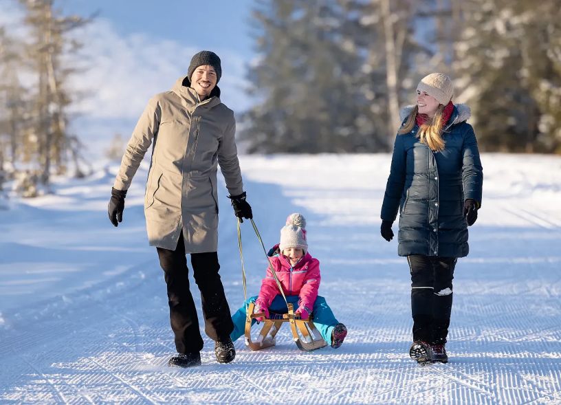 rs410-familienspaziergang-mit-rodelc-ferienregion-nationalpark-hohe-tauern-daniel-breuer-76-16-2