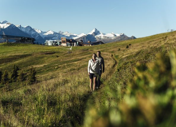 wanderung-auf-der-schmittenhoehe-hike-at-schmittenhoehe-c-zell-am-see-kaprun-tourismus-original-1