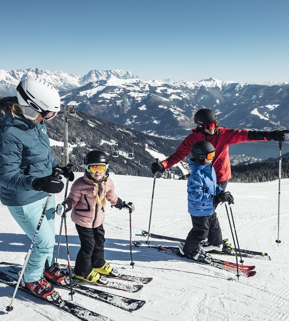 familienskifahren-schmittenhohe---family-skiing-fun-on-schmittenhohe-c-zell-am-see-kaprun-tourismus_original