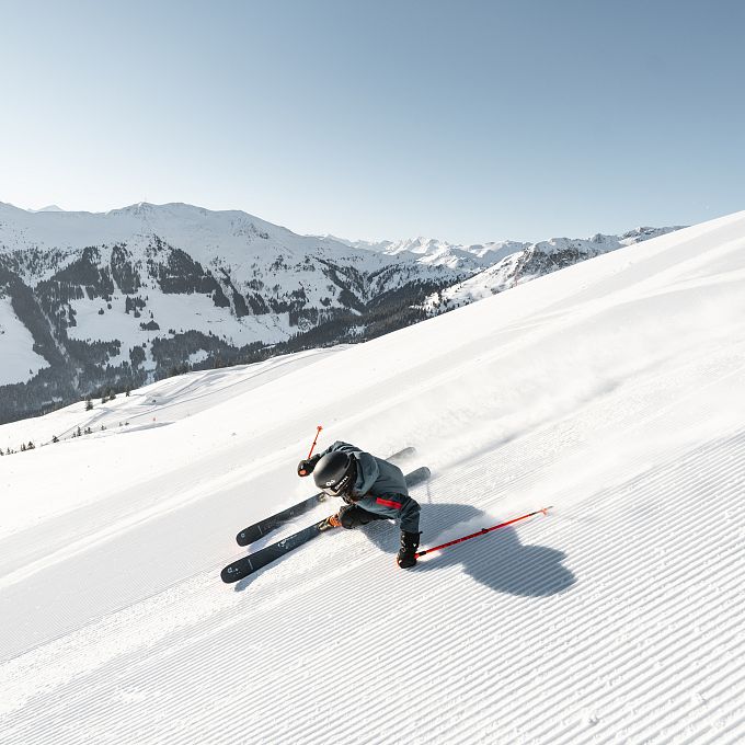 skifahren-im-skicircus-saalbach-hinterglemm-leogang-fieberbrunn