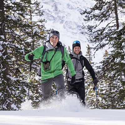 snowshoeing-in-the-alps-2