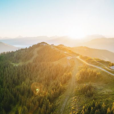 sonnenaufgang-mit-blick-auf-die-schmittenhoehe-2